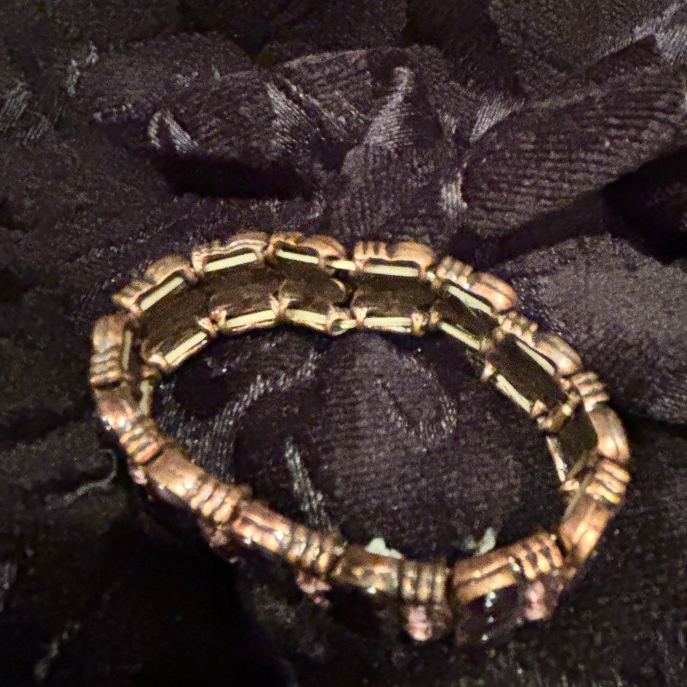 NWOT- VINTAGE BRACELET BEADS AND BRONZE - Picture 8 of 8